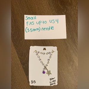 Small row counter. For knitting. Fits up to US 4 (3.5mm) needles. Handmade.